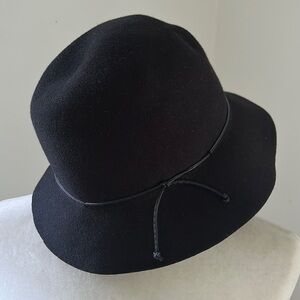 Nine & Co. Black Wool Felt Bucket Hat